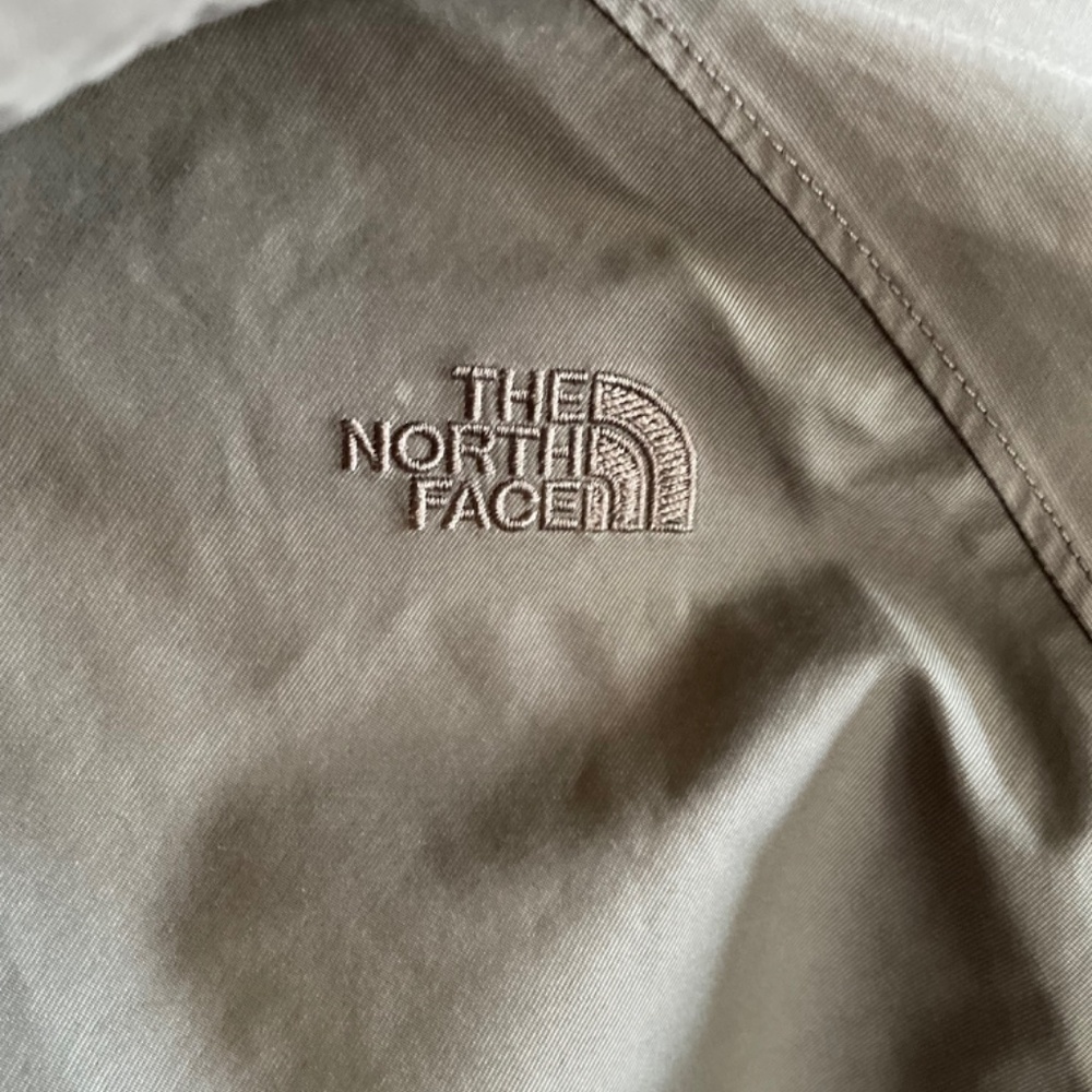 The North Face Woman's Winter Jacket - Picture 6 of 7